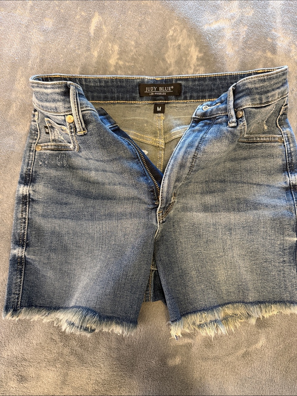 Judy Blue Light Blue Frayed Hem Denim Shorts Size M